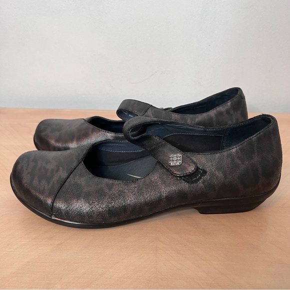 Dansko Opal Metallic Leopard Mary Jane Shoes Size 40 US 9.5-10 Comfort Low Heel - Picture 1 of 10